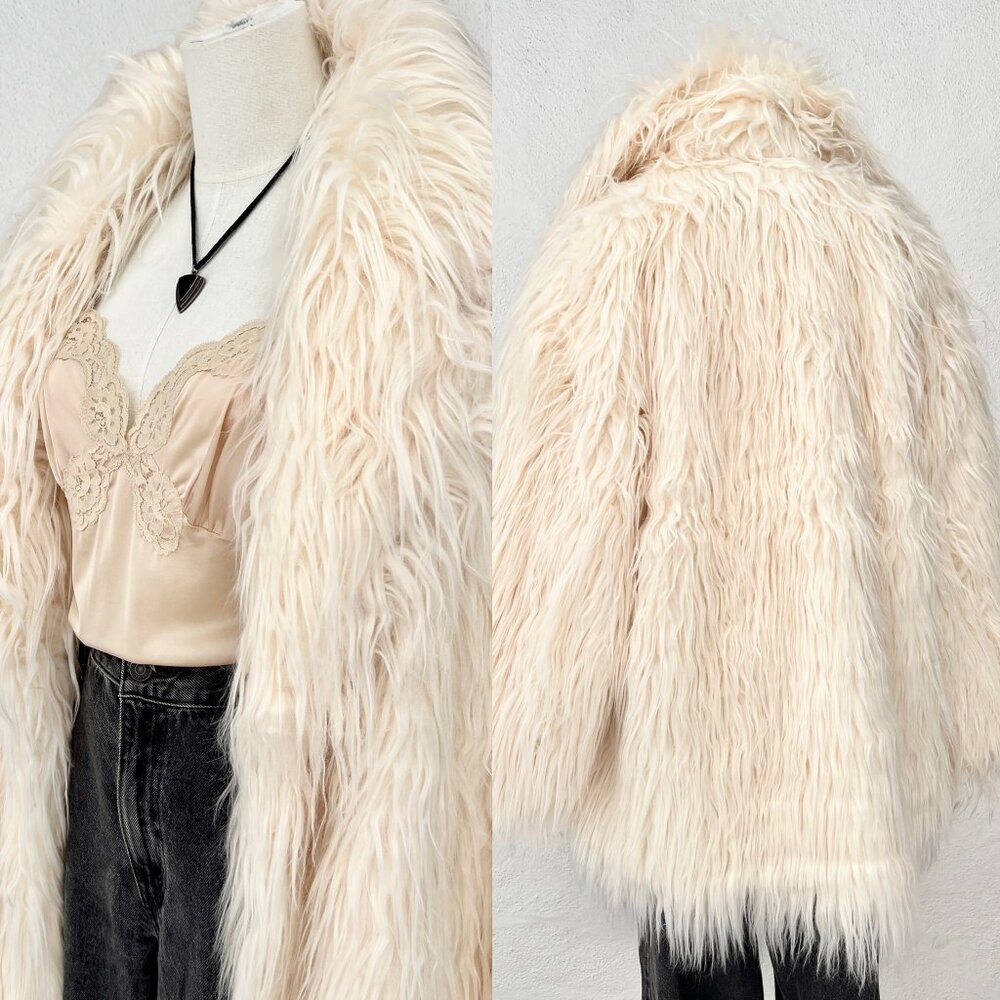 NWT Azalea Wang Breckenridge CREAM Faux Fur Coat Size Large / Y2K Maximalism